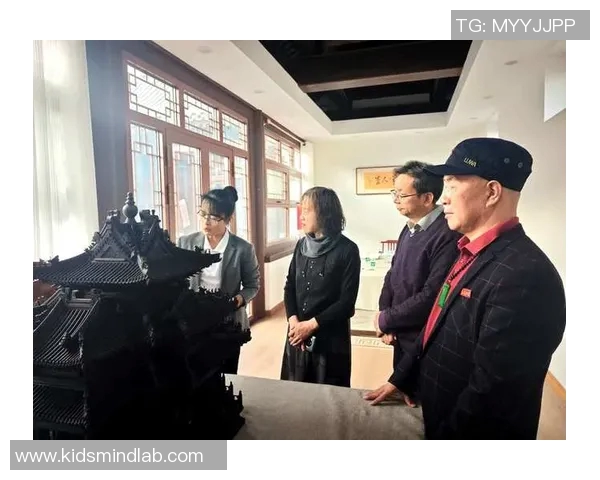 加莱诺的艺术探索与文化传承:从传统到现代的创新之路 加莱诺的艺术探索与文化传承:从传统到现代的创新之路